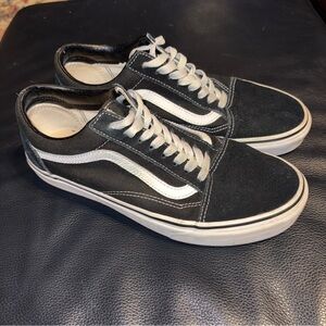 Vans Old Skool Black/White Shoe